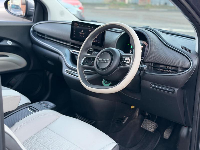 Used Fiat 500 2022 for sale - 77225918: Photo 3