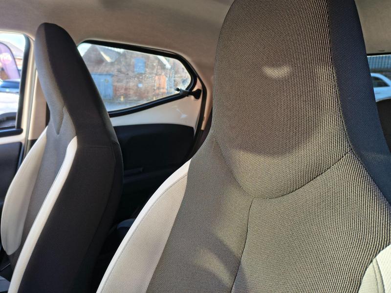 Used Toyota AYGO 2016 for sale - 77006185: Photo 28