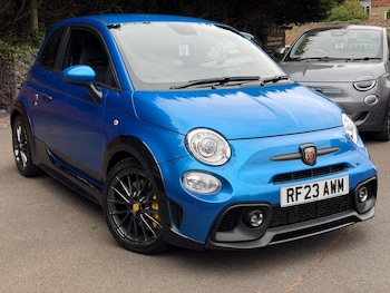 Used Abarth 695 2023 for sale - 78552342: Photo