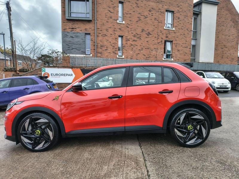 Used Abarth 600e 2025 for sale - 76882748: Photo 11