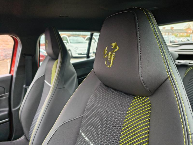 Used Abarth 600e 2025 for sale - 76882748: Photo 38