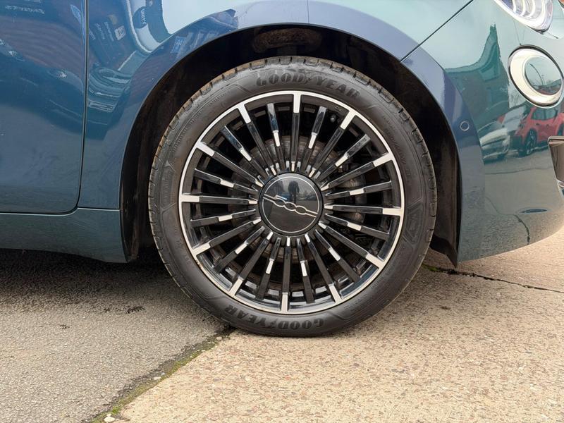 Used Fiat 500e C 2021 for sale - 77225904: Photo 14