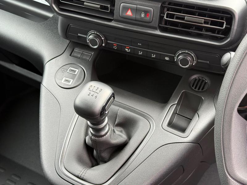 Used Fiat Doblo 2025 for sale - 77235934: Photo 32