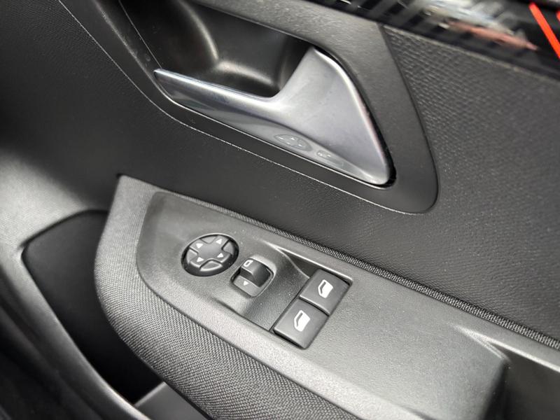 Used Peugeot 208 2020 for sale - 77152197: Photo 21