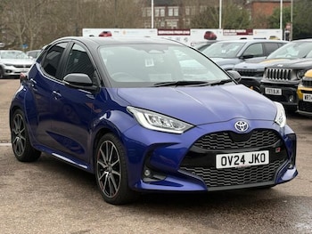 Used Toyota Yaris 2024 for sale - 77607503: Photo