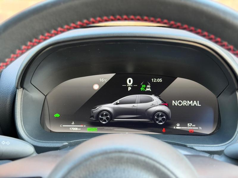 Used Toyota Yaris 2024 for sale - 77607503: Photo 48