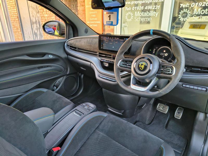 Used Abarth 500 2023 for sale - 77161075: Photo 25