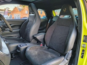 Used Abarth 500 2023 for sale - 77161075: Photo