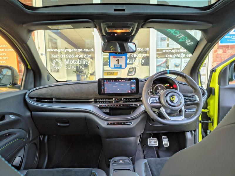 Used Abarth 500 2023 for sale - 77161075: Photo 3