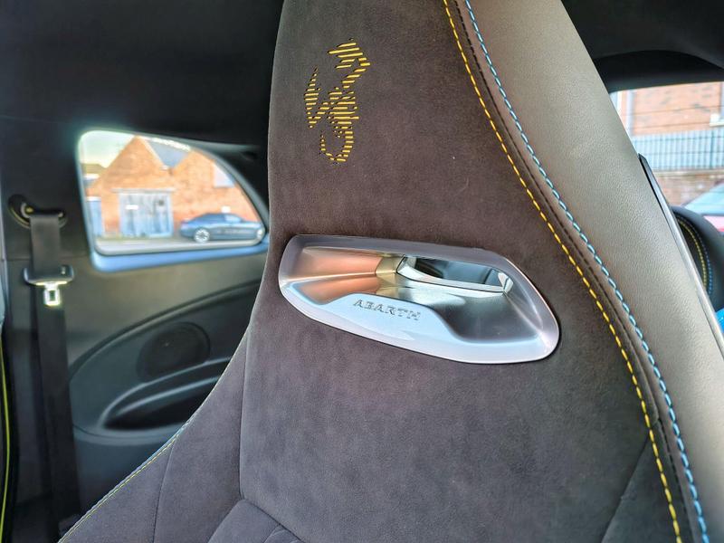 Used Abarth 500 2023 for sale - 77161075: Photo 35