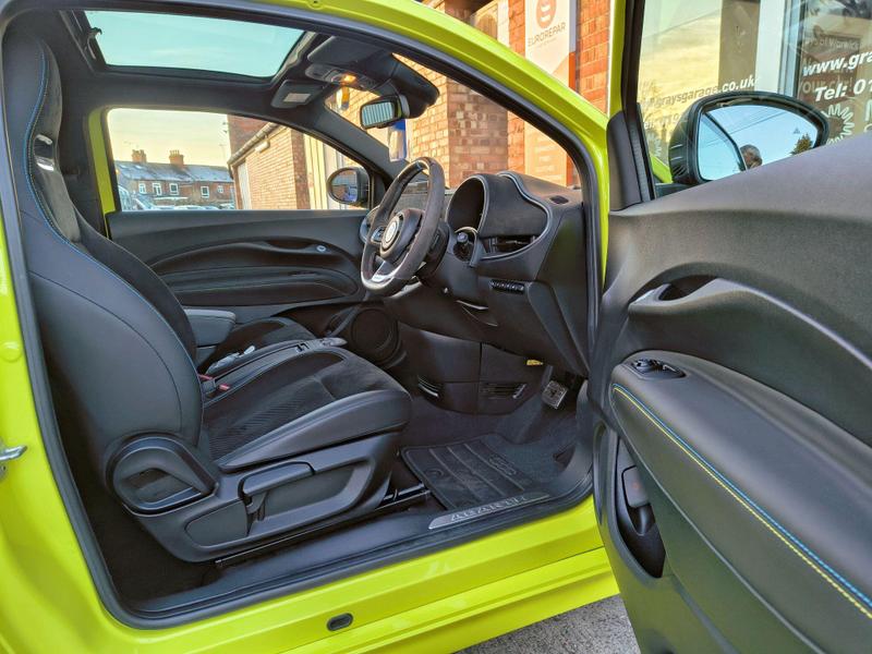 Used Abarth 500 2023 for sale - 77161075: Photo 40