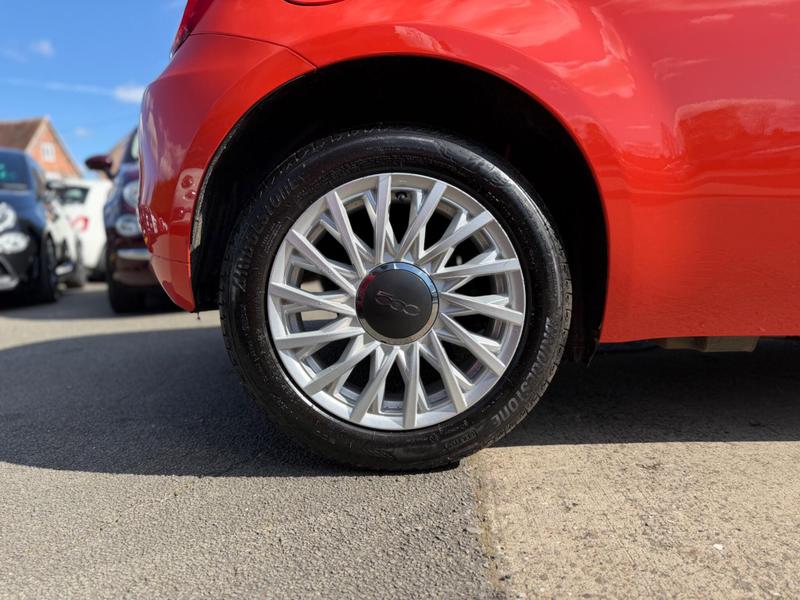 Used Fiat 500 2025 for sale - 78123419: Photo 8