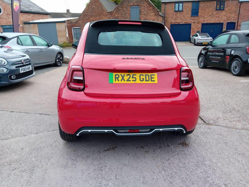 Used Abarth 500 2025 for sale - 76882801: Photo 11