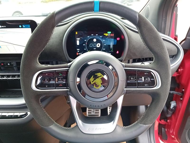 Used Abarth 500 2025 for sale - 76882801: Photo 15