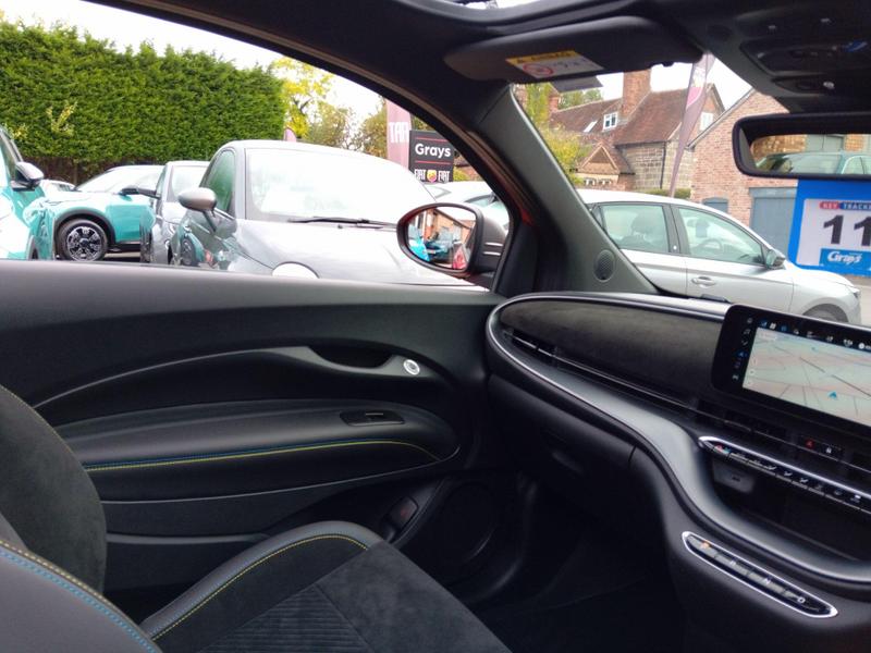 Used Abarth 500 2025 for sale - 76882801: Photo 24