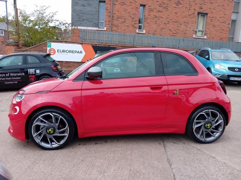 Used Abarth 500 2025 for sale - 76882801: Photo 9