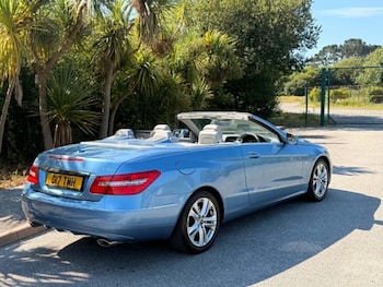 Used Mercedes-Benz E Class 2011 for sale - 79174698: Photo