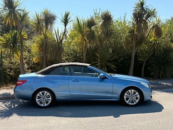 Used Mercedes-Benz E Class 2011 for sale - 79174698: Photo