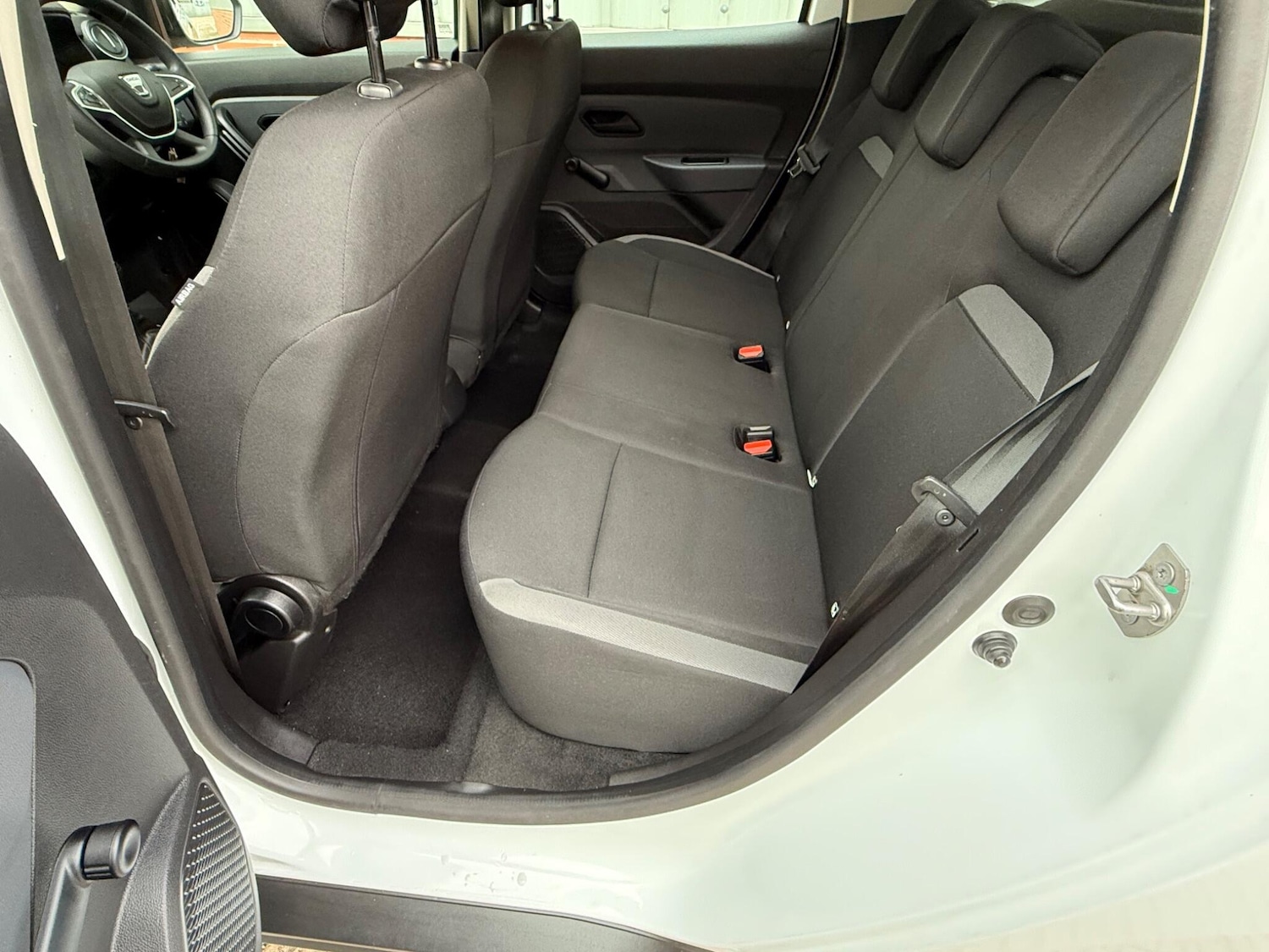 Used Dacia Duster for sale - 76727891: Photo 24