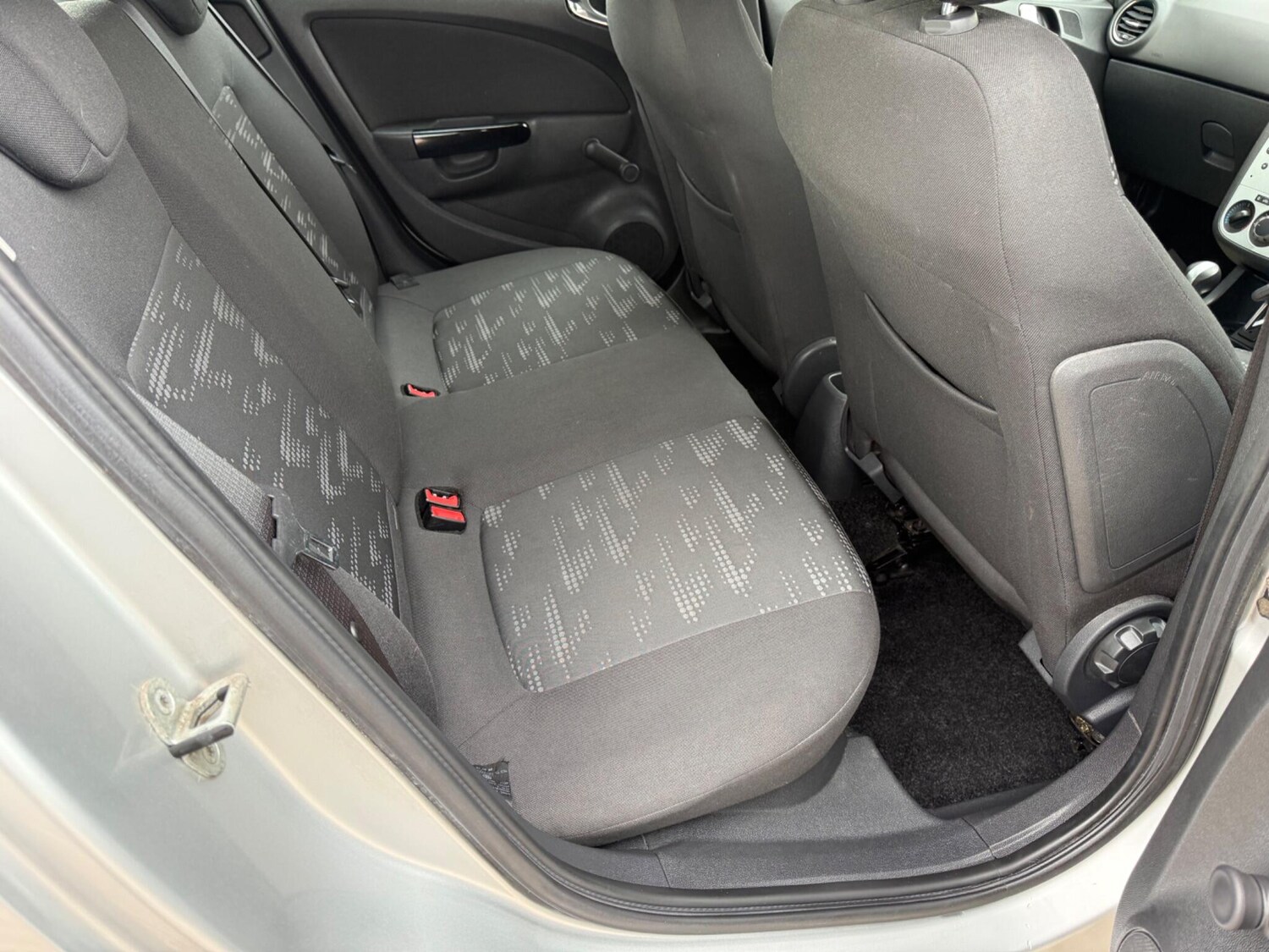 Used Vauxhall Corsa for sale - 77908901: Photo 8