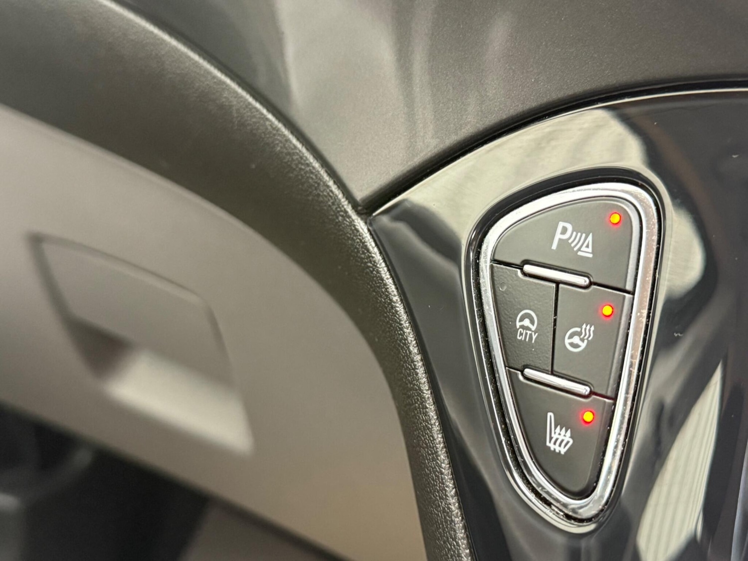 Used Vauxhall Corsa for sale - 76727249: Photo 28