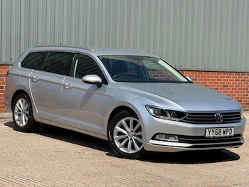 Used Volkswagen Passat 2019 for sale - 79212865: Photo