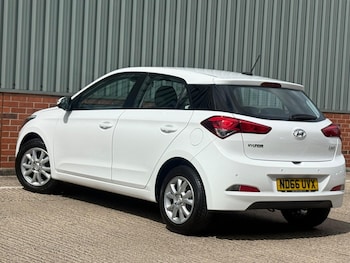 Used Hyundai i20 2016 for sale - 78877846: Photo