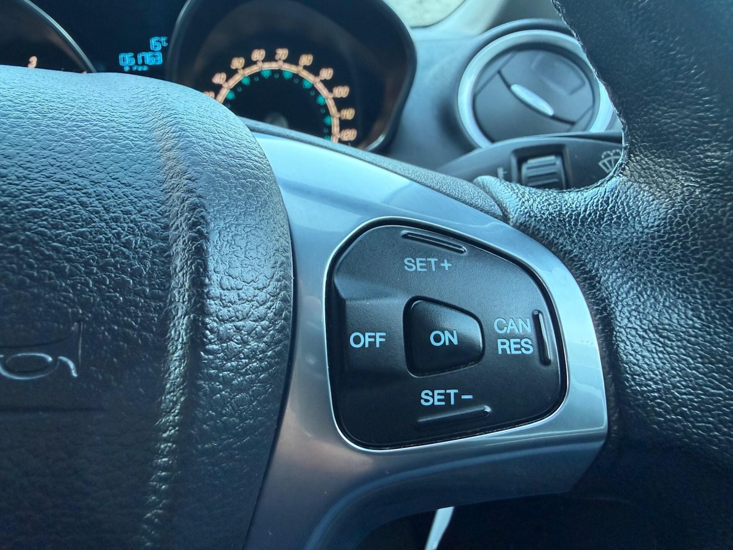 Used Ford Fiesta 2015 for sale - 77925666: Photo 21