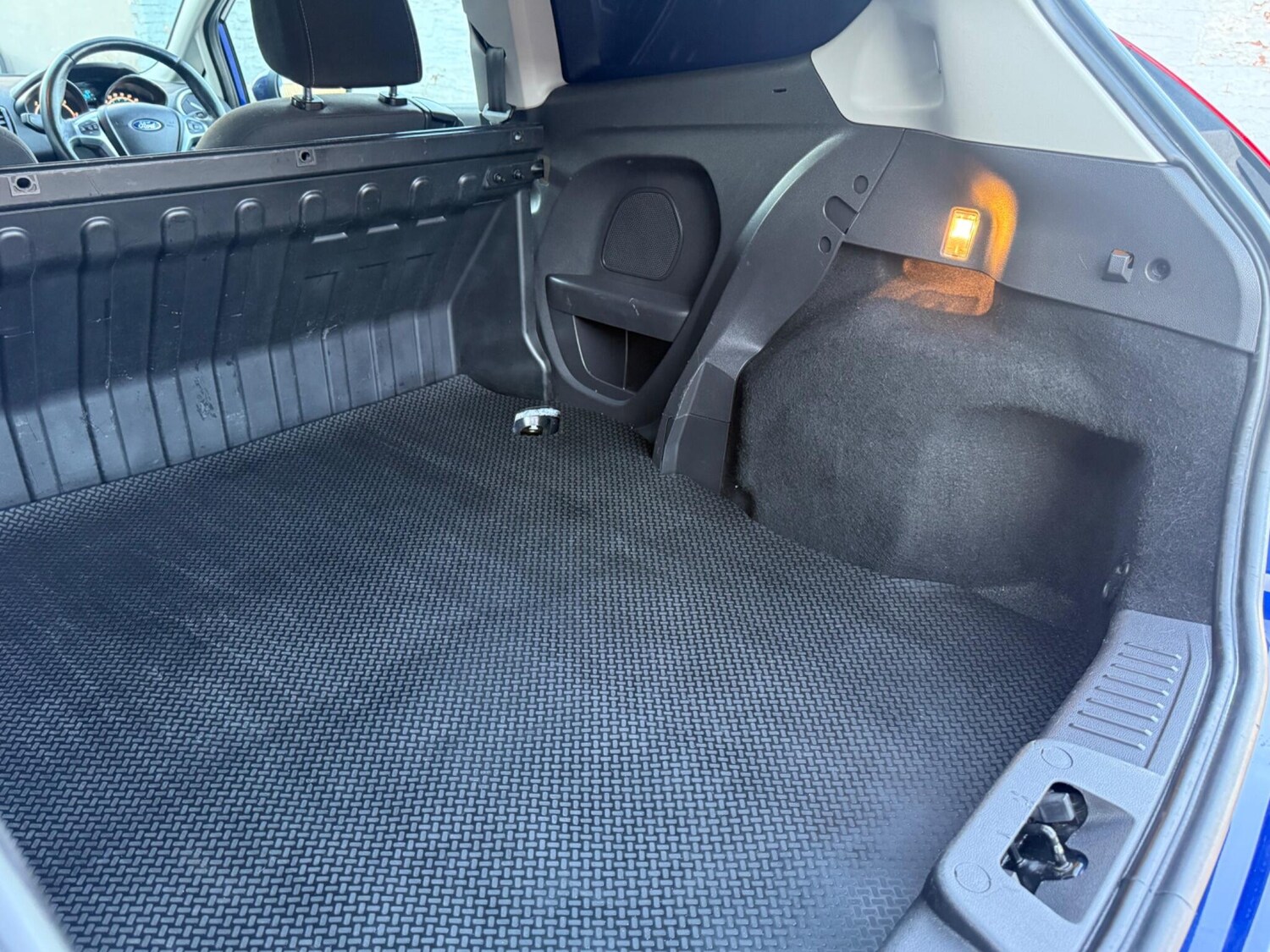 Used Ford Fiesta 2015 for sale - 77925666: Photo 35