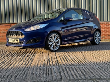 Used Ford Fiesta 2015 for sale - 77925666: Photo