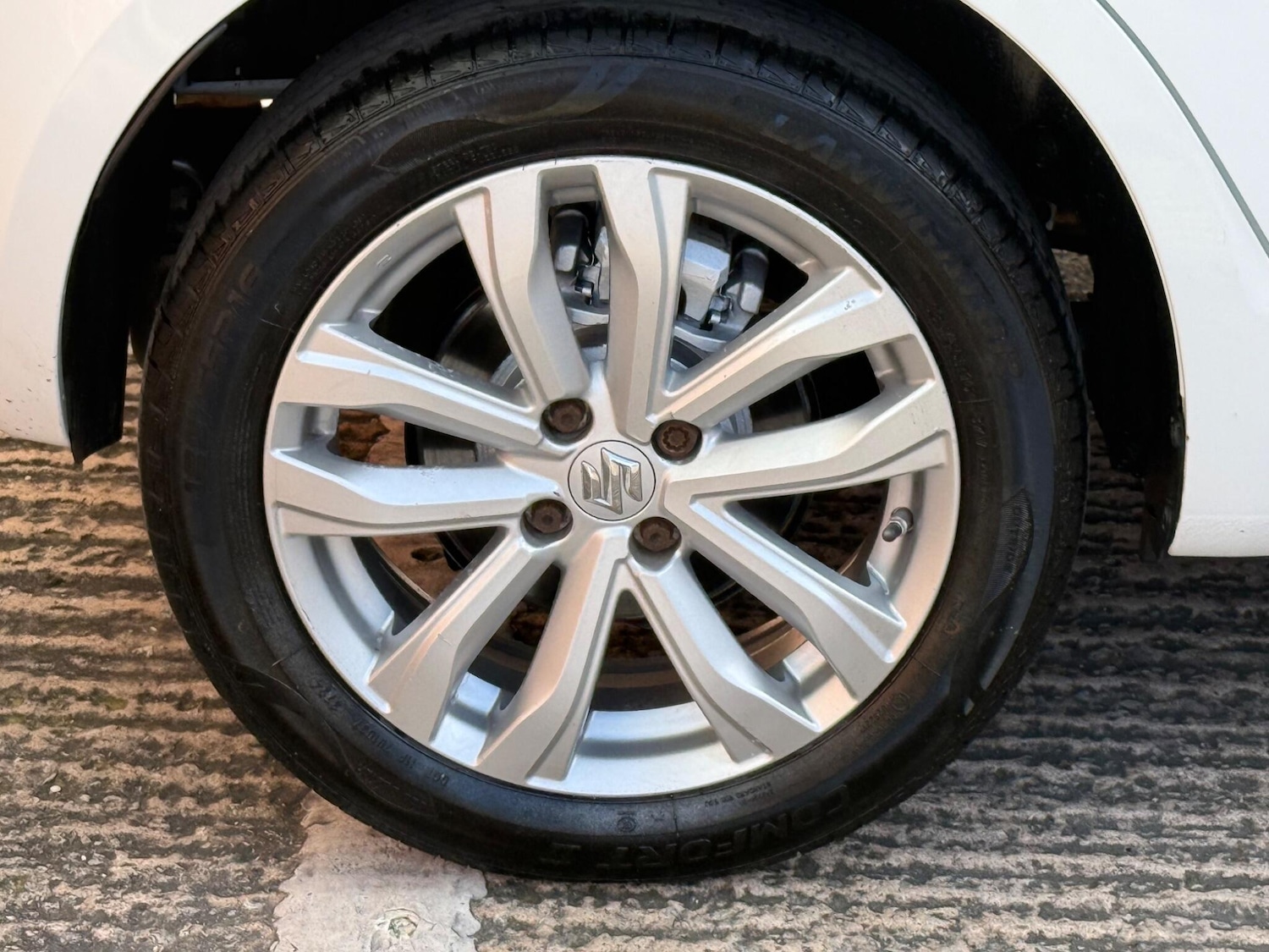 Used Suzuki Swift 2015 for sale - 77738585: Photo 28