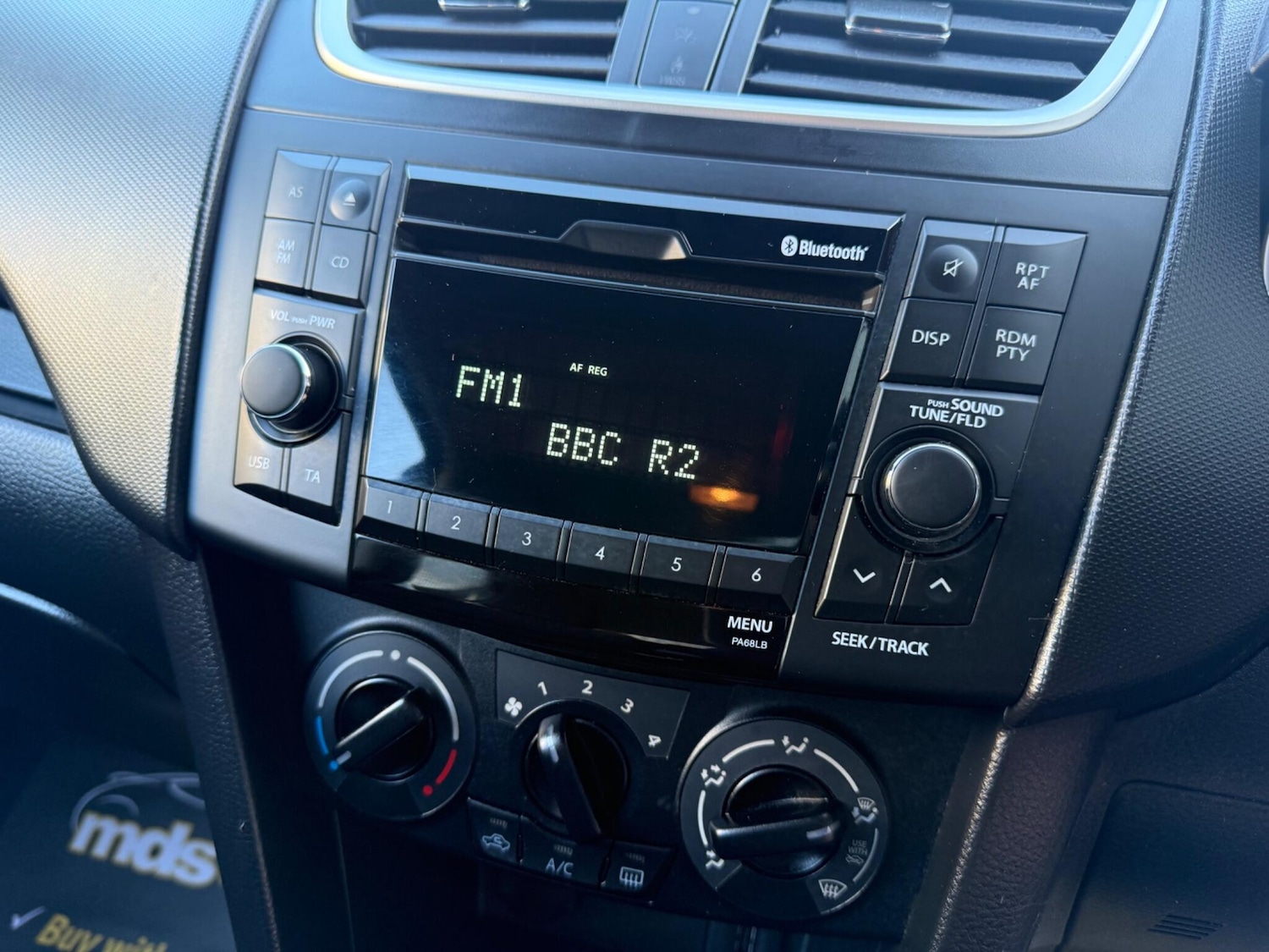 Used Suzuki Swift 2015 for sale - 77738585: Photo 32