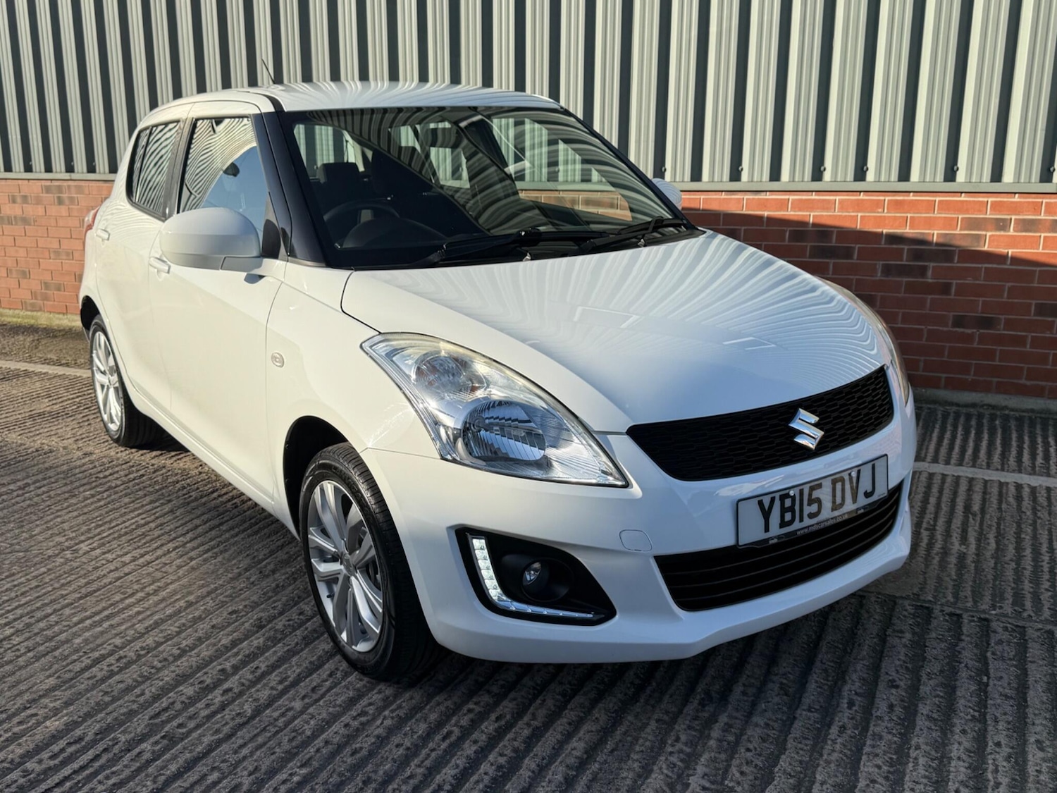 Used Suzuki Swift 2015 for sale - 77738585: Photo 7