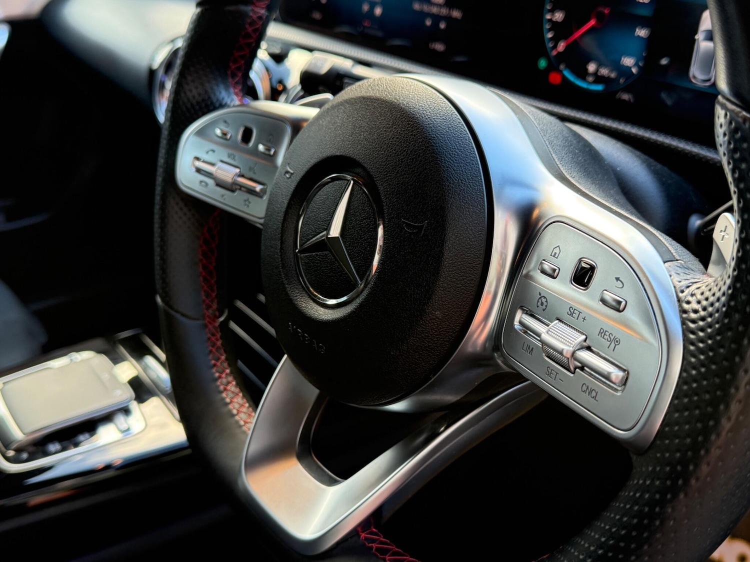 Used Mercedes-Benz A-Class for sale - 76728944: Photo 39