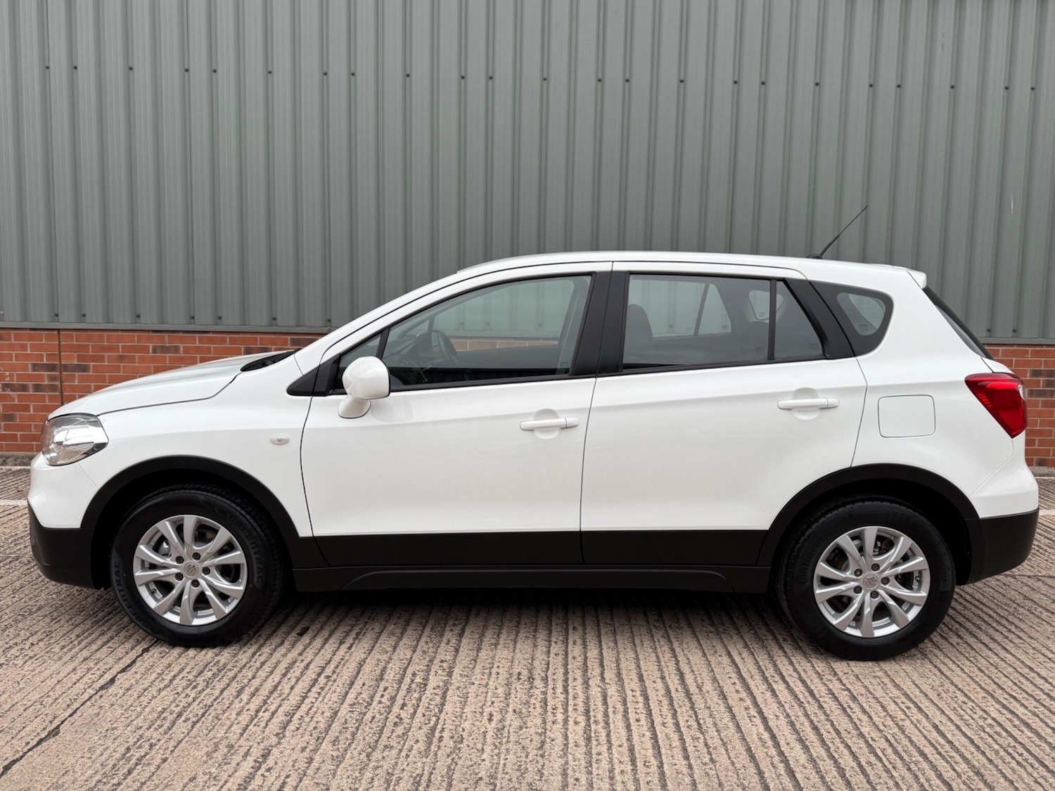 Used Suzuki SX4 S-Cross for sale - 76728845: Photo 12