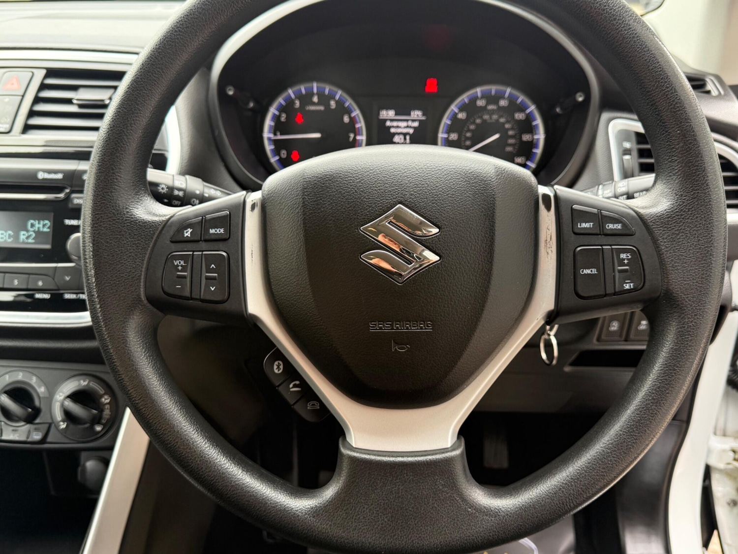 Used Suzuki SX4 S-Cross for sale - 76728845: Photo 36