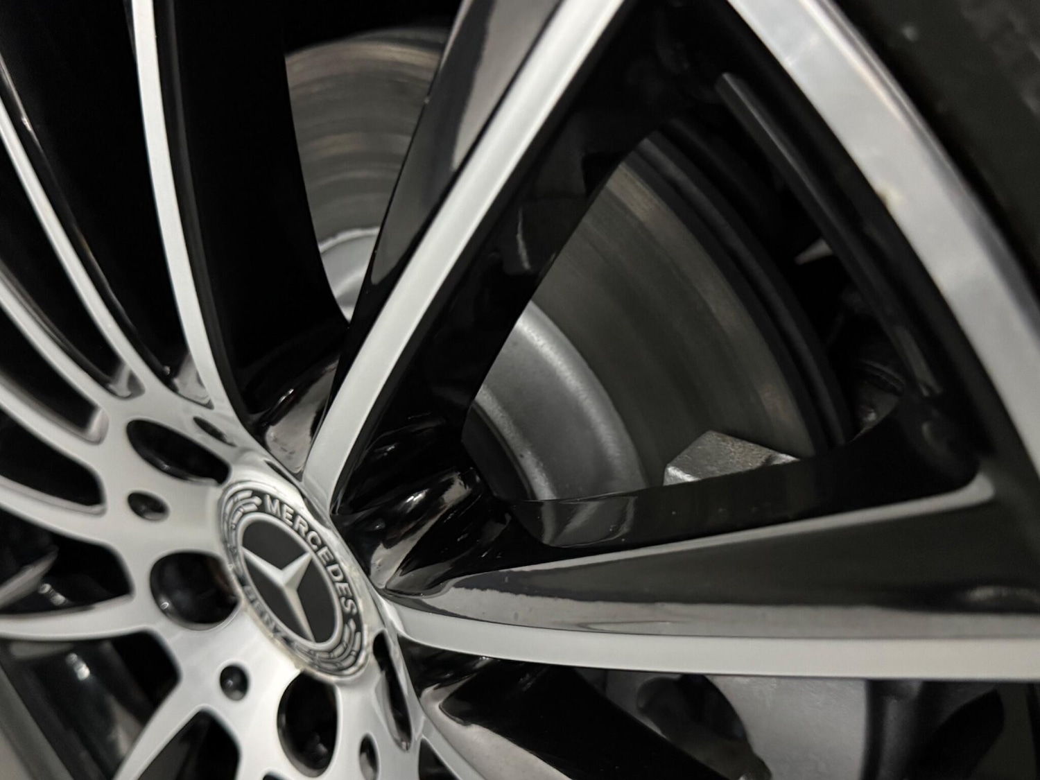 Used Mercedes-Benz GLC 2017 for sale - 76989713: Photo 11