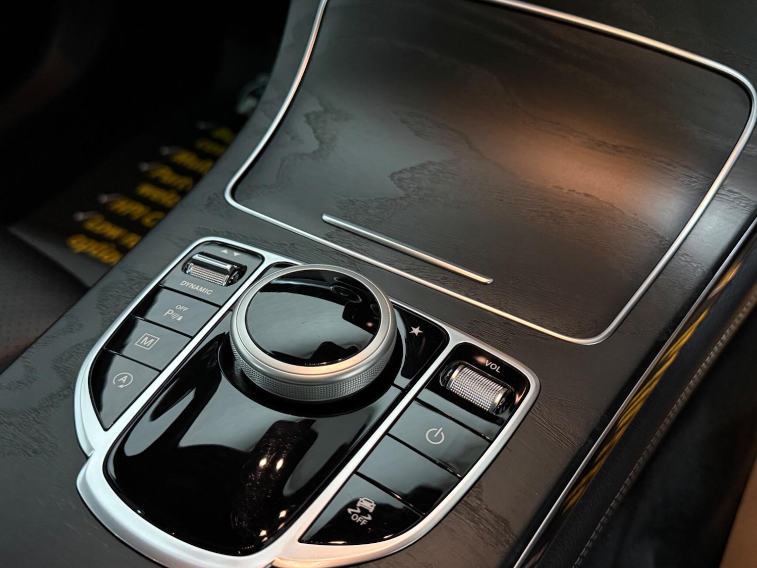 Used Mercedes-Benz GLC 2017 for sale - 76989713: Photo 3