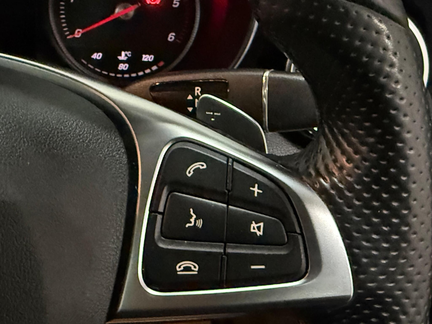 Used Mercedes-Benz GLC 2017 for sale - 76989713: Photo 30