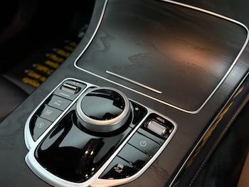 Used Mercedes-Benz GLC 2017 for sale - 76989713: Photo