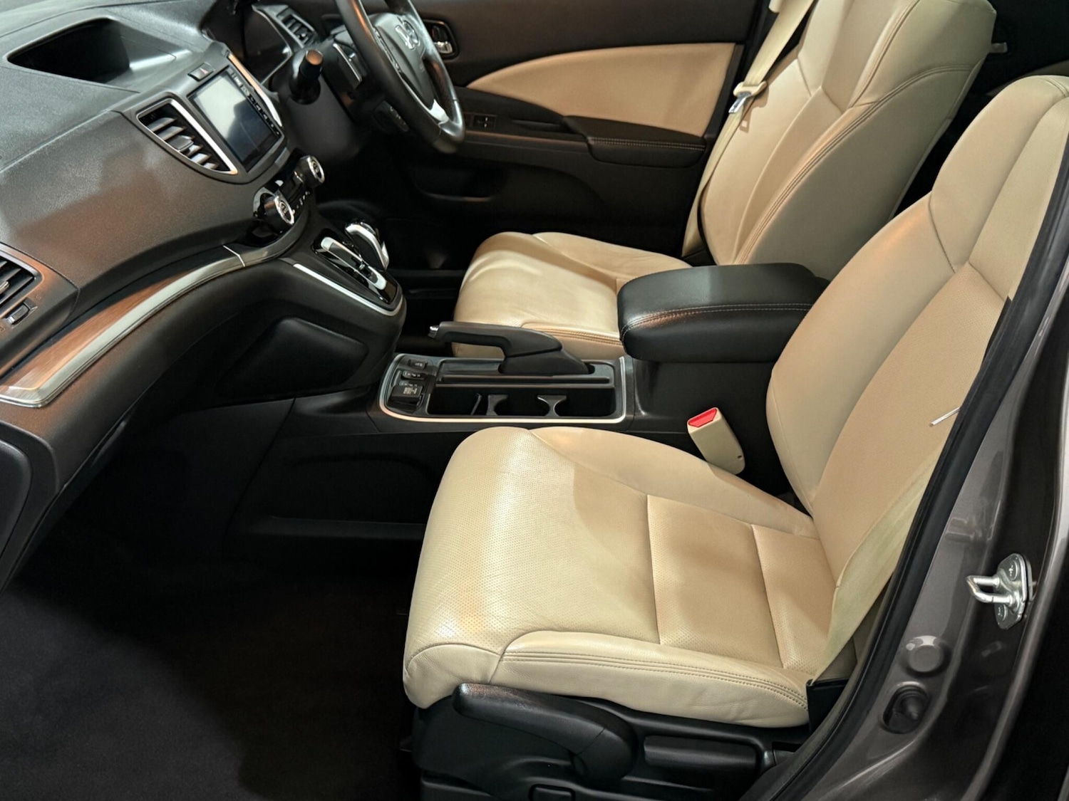 Used Honda CR-V 2017 for sale - 77425476: Photo 48