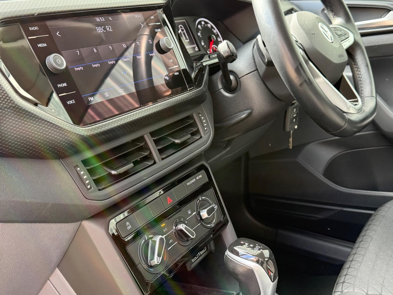 Used Volkswagen T-Cross for sale - 76728976: Photo 20