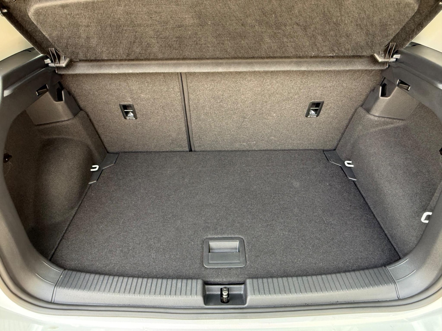 Used Volkswagen T-Cross for sale - 76728976: Photo 31