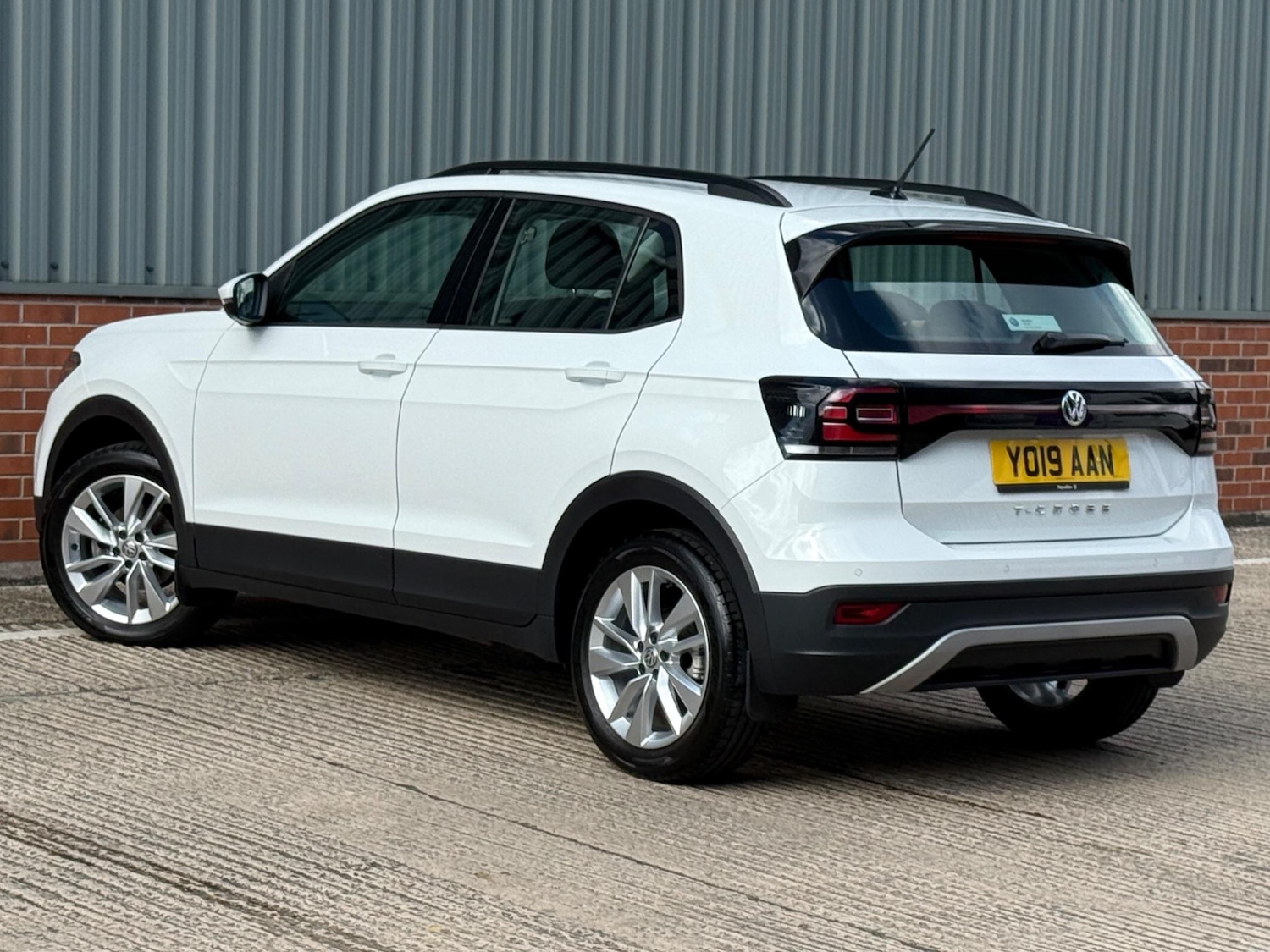 Used Volkswagen T-Cross for sale - 76728976: Photo 6