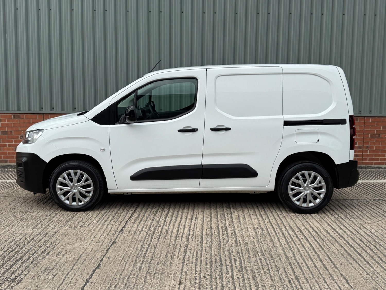 Used Citroen Berlingo for sale - 76728840: Photo 6