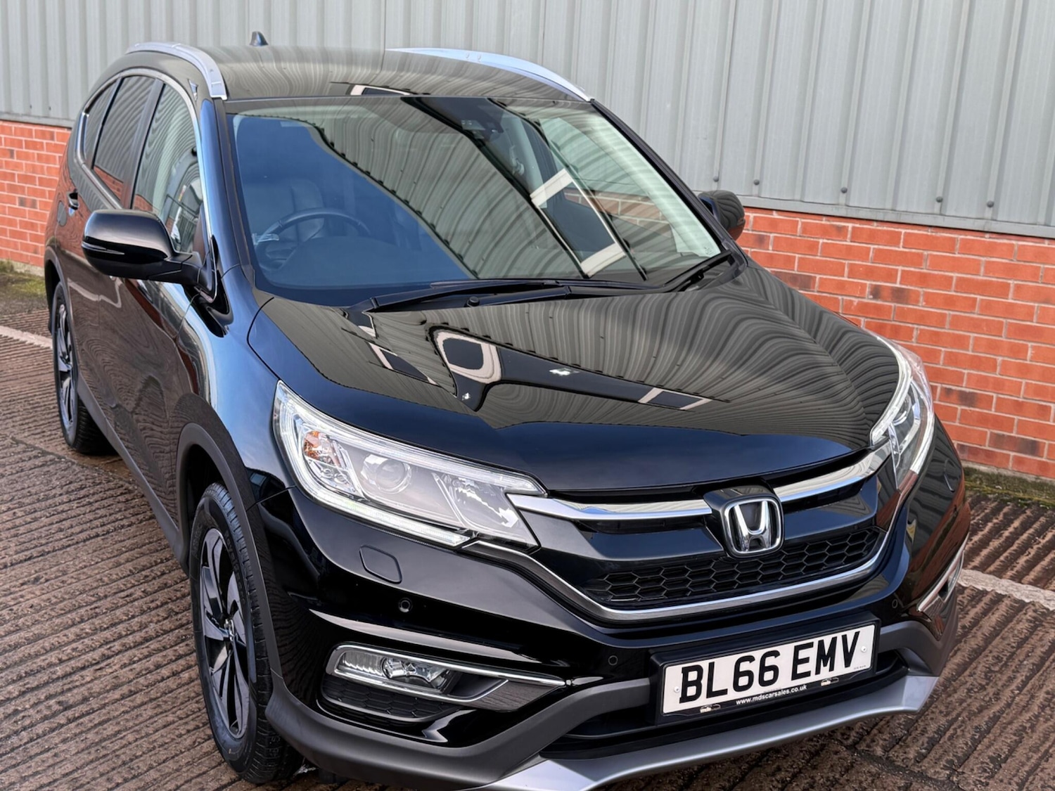 Used Honda CR-V 2016 for sale - 77215771: Photo 2