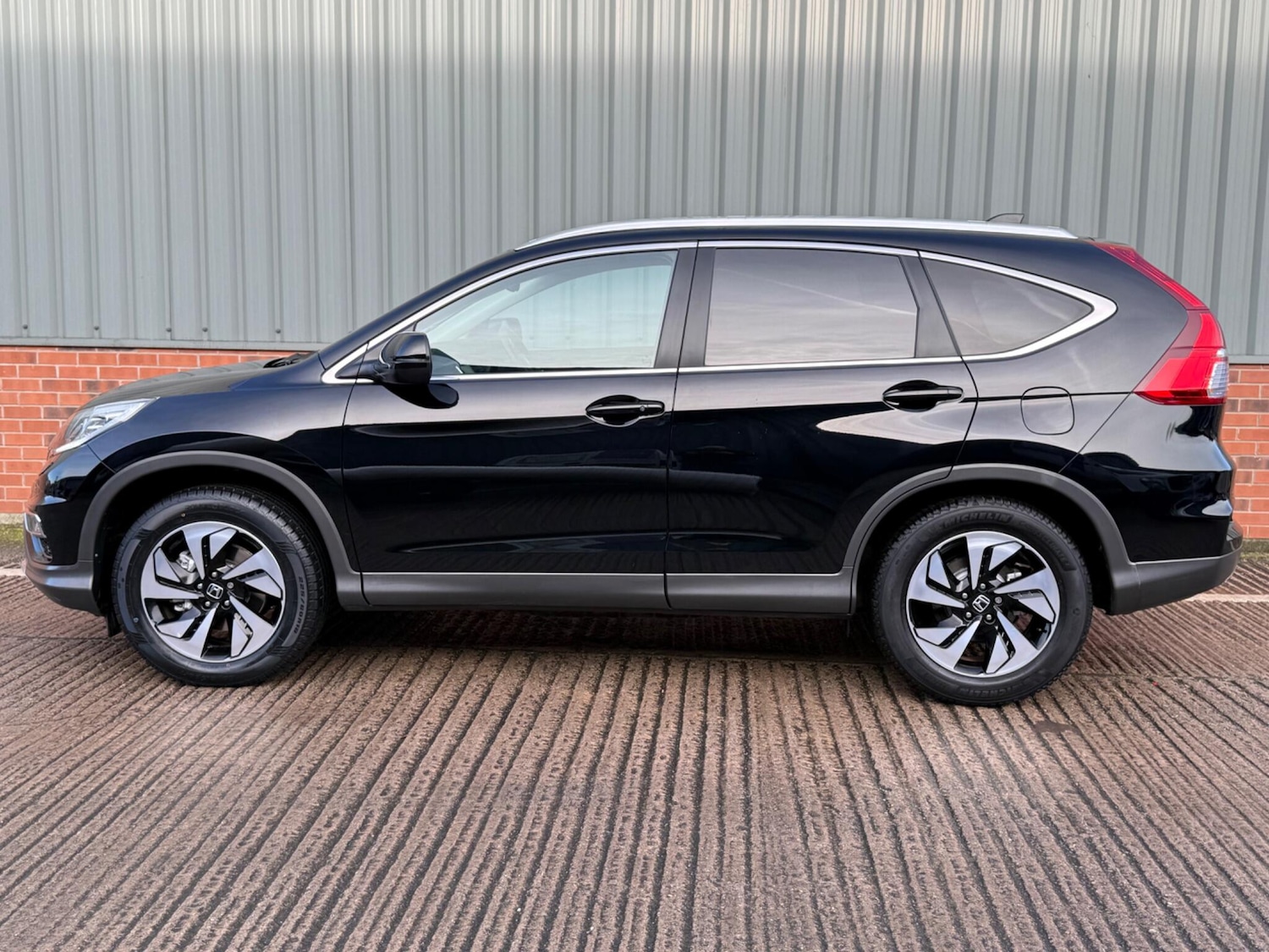 Used Honda CR-V 2016 for sale - 77215771: Photo 4