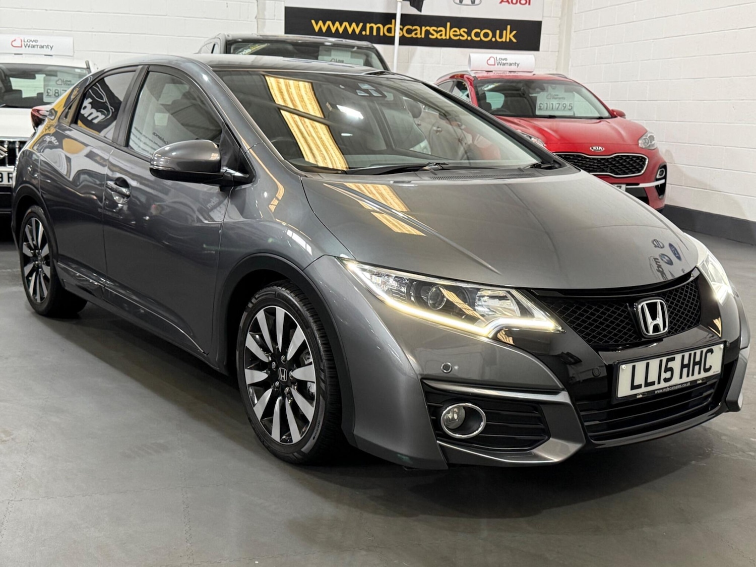Used Honda Civic 2015 for sale - 77376096: Photo 2