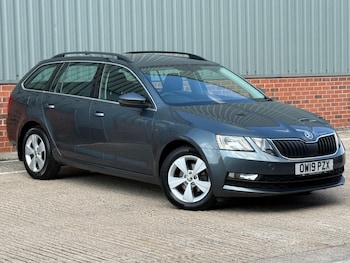 Used Skoda Octavia 2019 for sale - 76728816: Photo