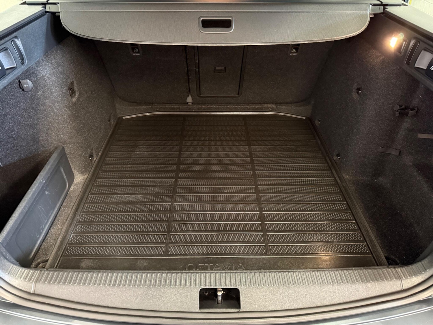 Used Skoda Octavia for sale - 76728816: Photo 44